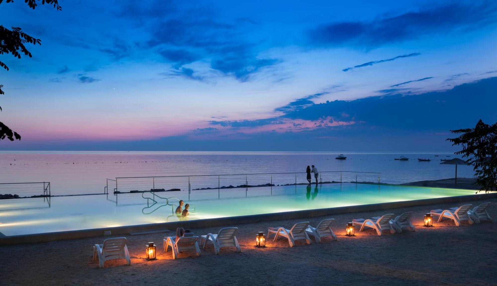 Aminess Planet Camping Maravea Resort - Pitches Novigrad  Exterior photo